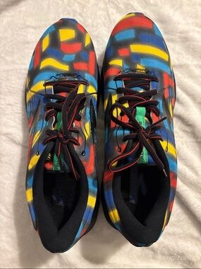 Brooks Adrenaline 21 Shoes, Bright & Multicolor. New without tag